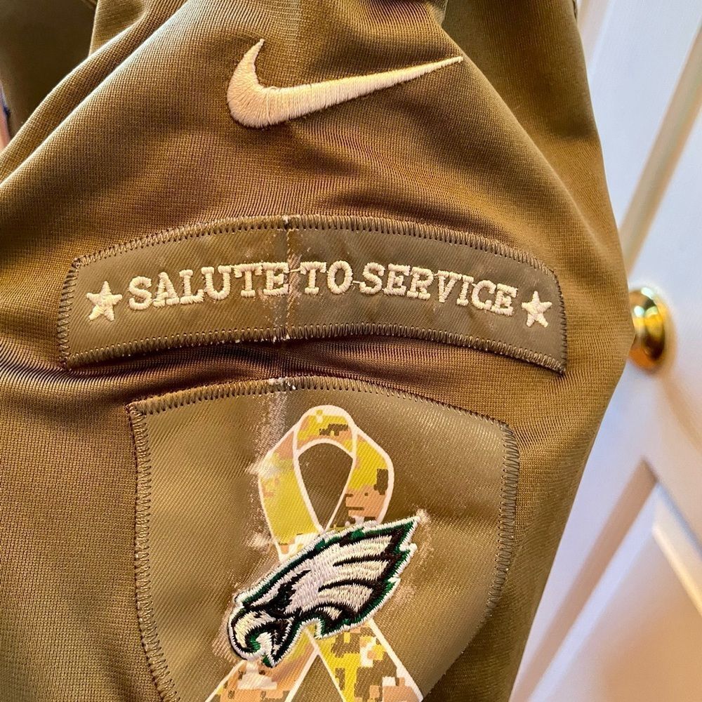 Olive Green Eagles Jersey with Embroidered Camo Number 11 Wentz Size Large - Picture 7 of 11